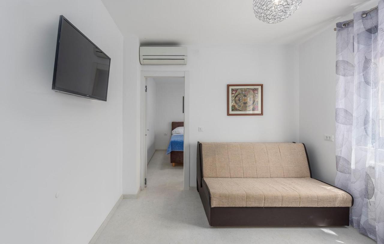 Apartments Zrnic โปเรช ห้อง รูปภาพ